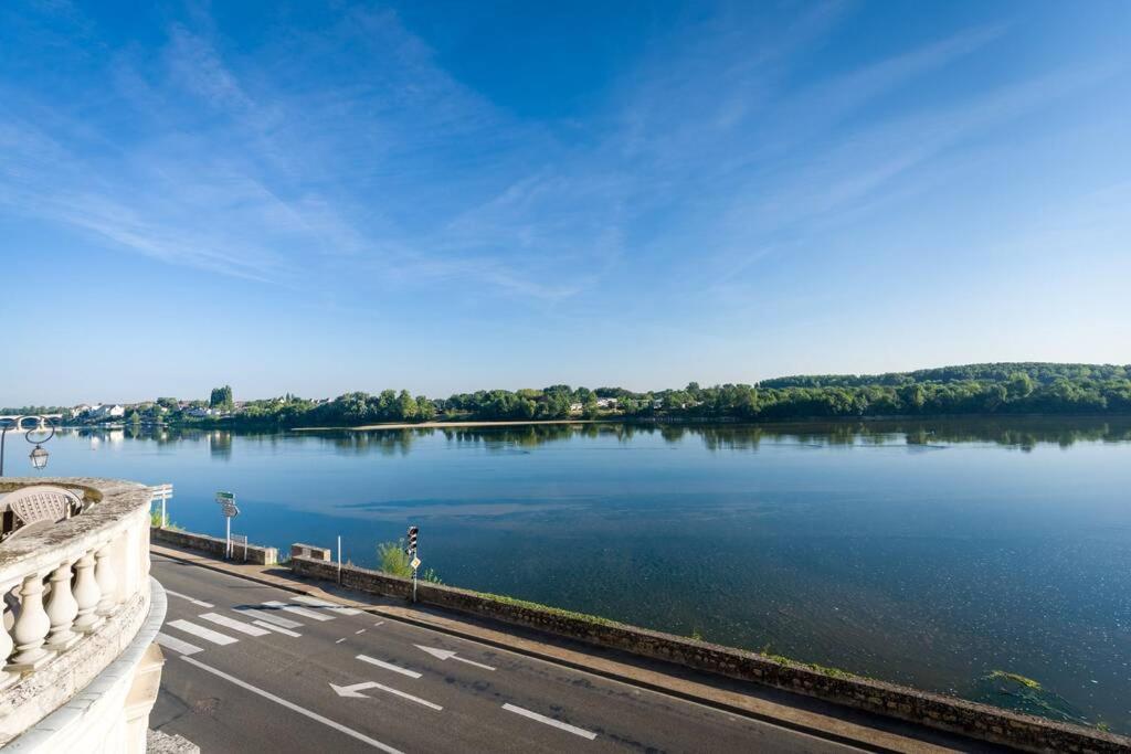 Appartement Vue Imprenable Sur La Loire !!! Saumur Exterior foto